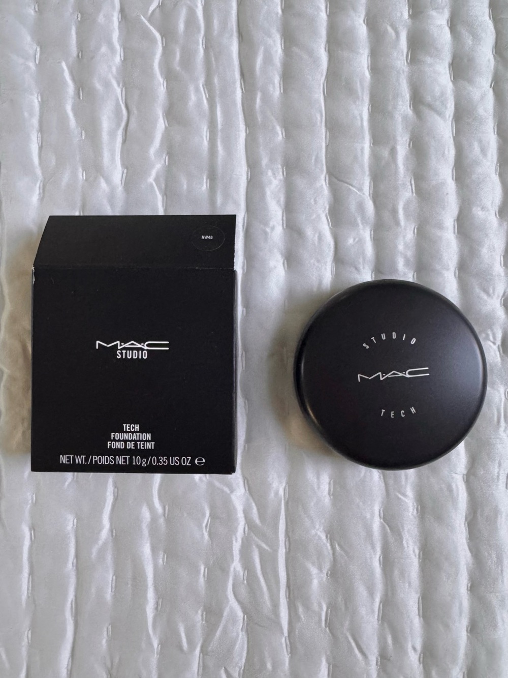 NIB MAC Studio Tech Foundation Compact - NW46